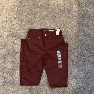 Burgundy jeggings